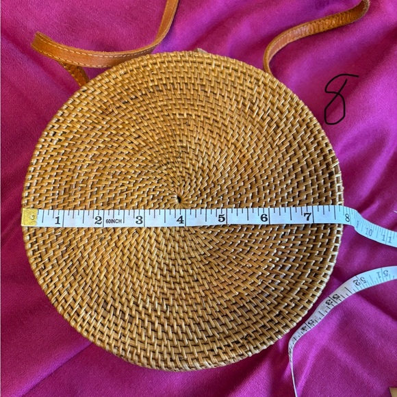 The Winding Road Round Bag- Natural Handcrafted by Balinese Women - Picture 6 of 7